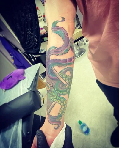 Amanda Cokewell tattoo 044