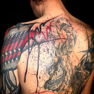 Joyce Kamania tattoo 017