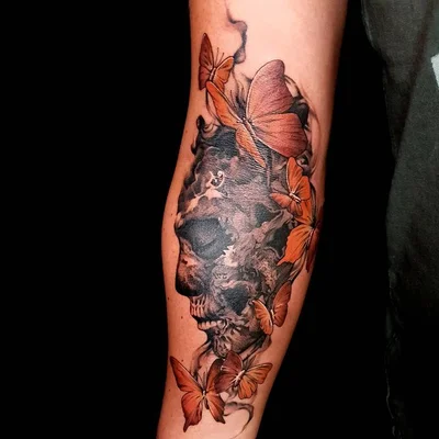 Joyce Kamania tattoo 032