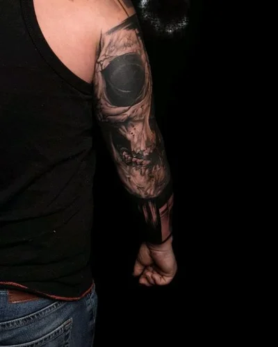 Joyce Kamania tattoo 038