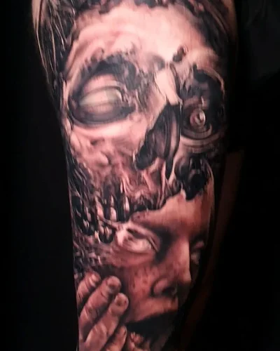 Joyce Kamania tattoo 049