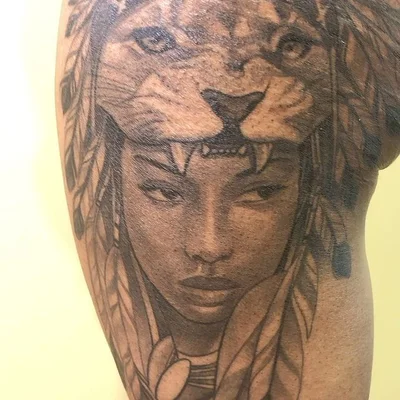 Travis Clark tattoo 028