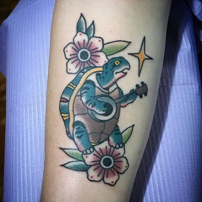 Travis Clark tattoo 042