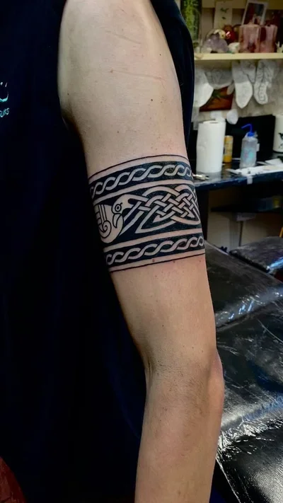 Treubhan tattoo 016