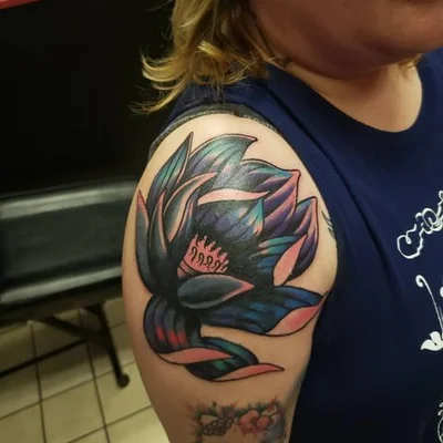 Trevor Stieg tattoo 012