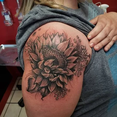Trevor Stieg tattoo 013