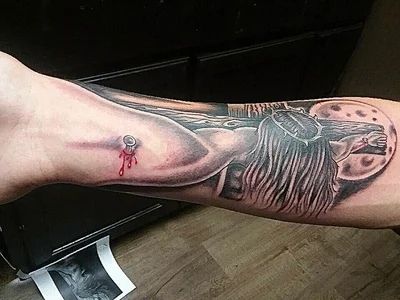Michael Cooper tattoo 043