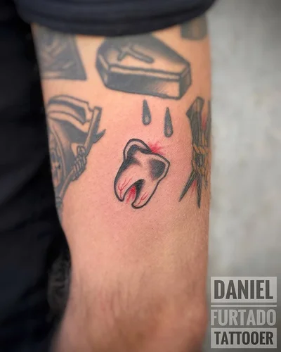 Triparte Tattoo tattoo 031