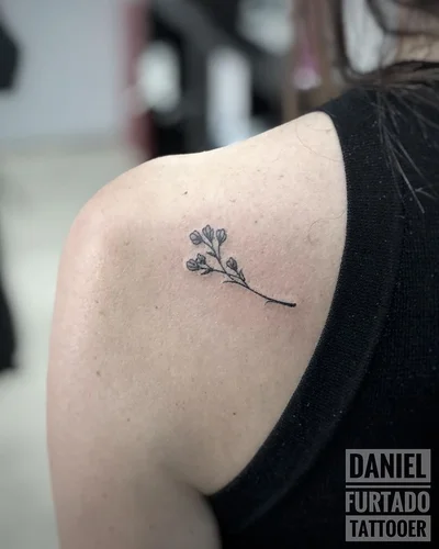 Triparte Tattoo tattoo 032