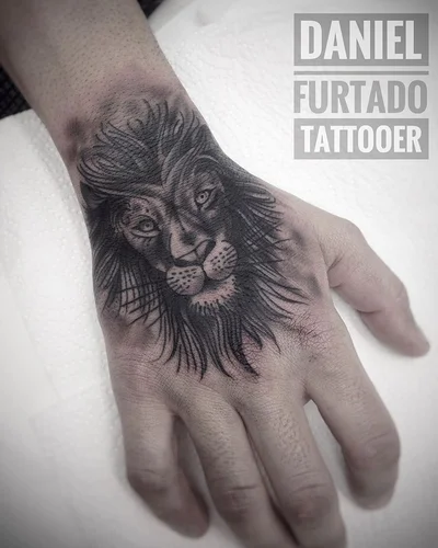 Triparte Tattoo tattoo 033