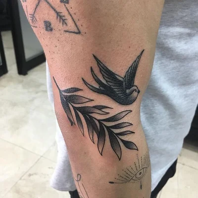 Triparte Tattoo tattoo 047
