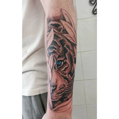 Triple Ace Tattoo Studio tattoo 047