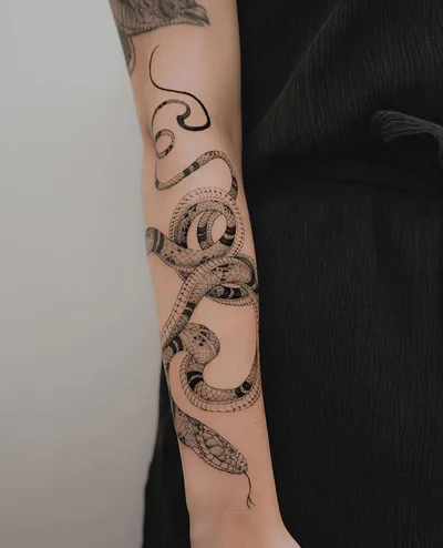 Tritoan Ly tattoo 042