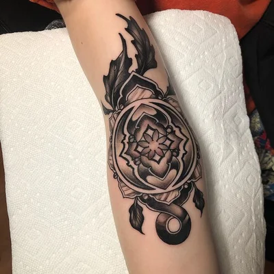 Troy Castorano tattoo 034
