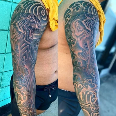 Nick White tattoo 020