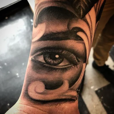 Alex Killington tattoo 050
