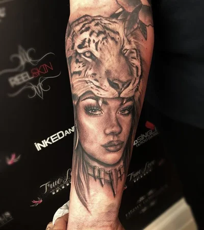 Sarah tattoo 014