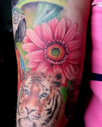 Sarah tattoo 018