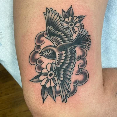 Eric Jones tattoo 012