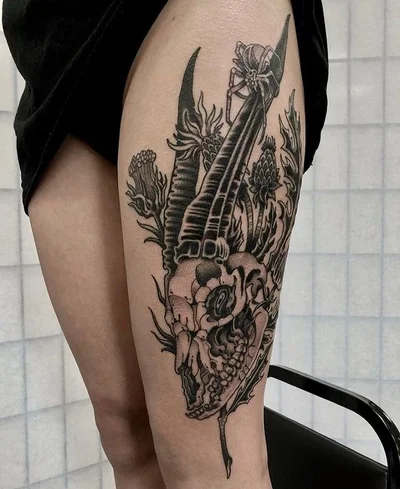 Eric Jones tattoo 031