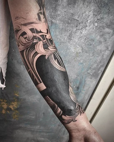 Masha Tsegelnik tattoo 029