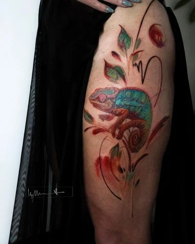 Masha Tsegelnik tattoo 038