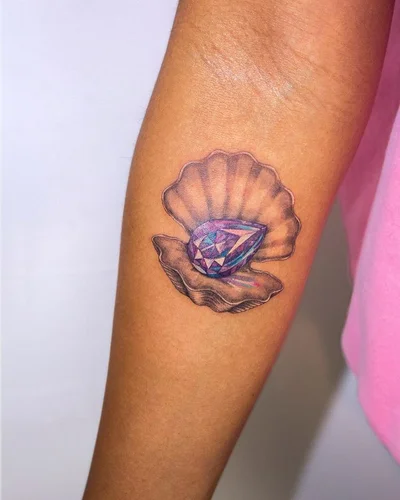 Anya Tsyna tattoo 016