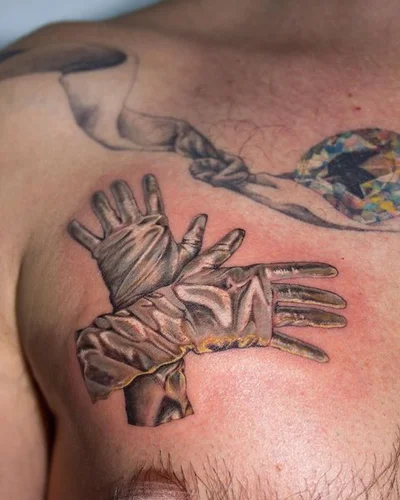 Anya Tsyna tattoo 018