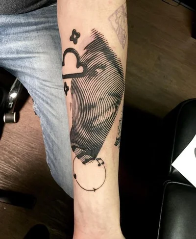 Tumáš Čáry Houdek tattoo 031