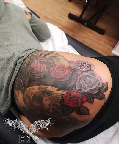 Kat Swann tattoo 015