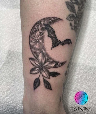 Kat Swann tattoo 025