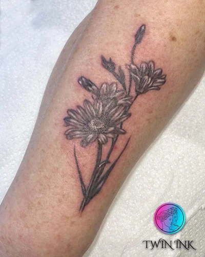 Kat Swann tattoo 032