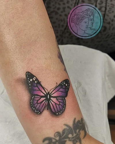 Kat Swann tattoo 035