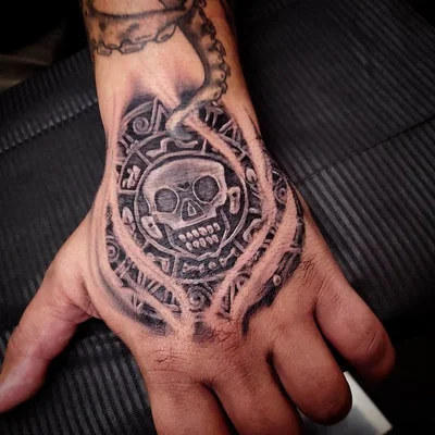 Robia Fleming tattoo 027