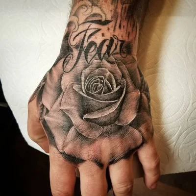 Robia Fleming tattoo 048