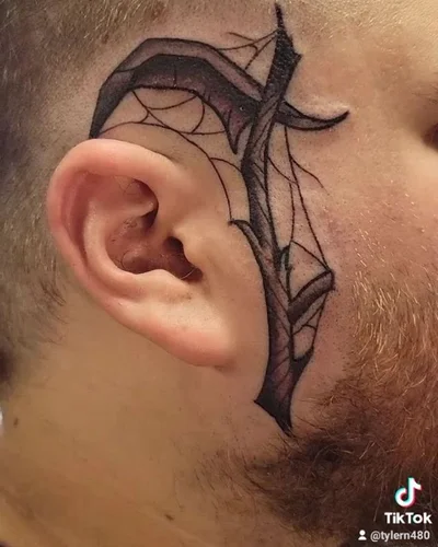 Tyler Nealeigh tattoo 018