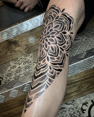 Tyler Hill tattoo 020