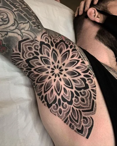 Tyler Hill tattoo 028