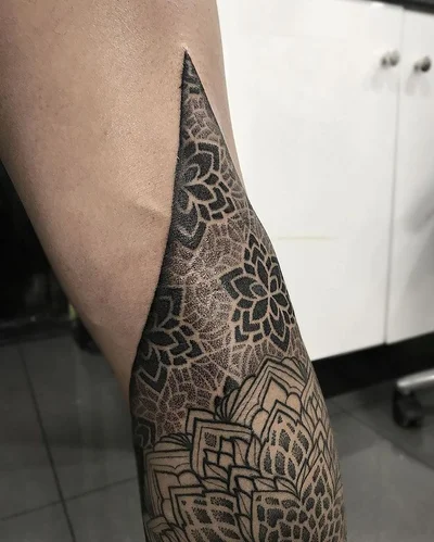 Tyler Hill tattoo 032