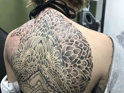Tyler Hill tattoo 046
