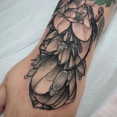 Tyler Mansey tattoo 042