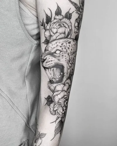 Loveless Tattoo tattoo 011