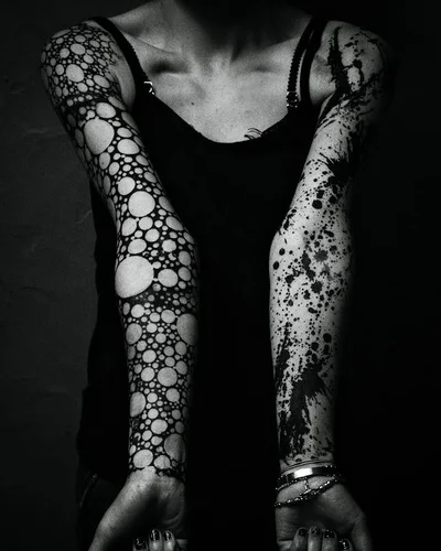 Ujin Good tattoo 015