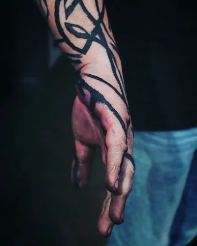 Ujin Good tattoo 016