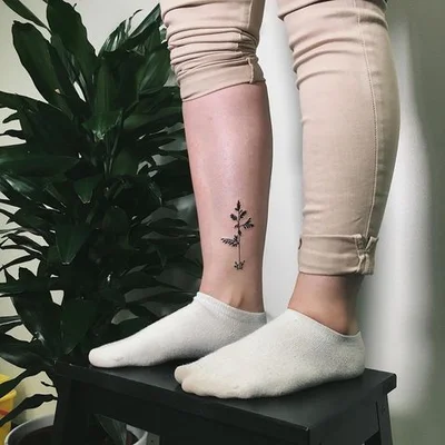 Uliana Gromova tattoo 015