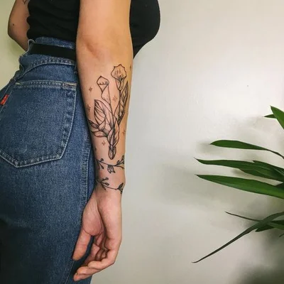 Uliana Gromova tattoo 016