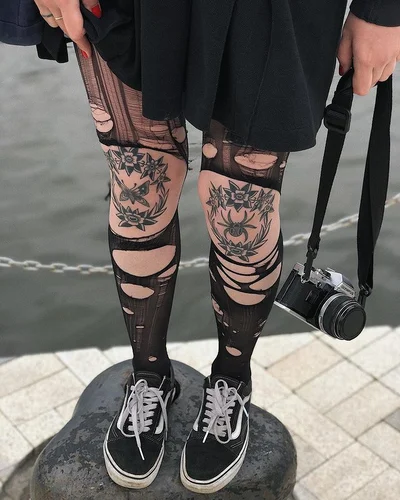 Uliana Gromova tattoo 018
