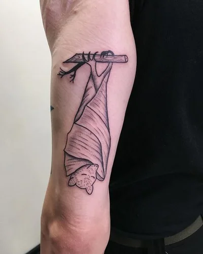 Uliana Gromova tattoo 043