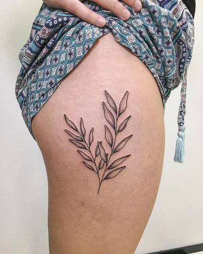 Uliana Gromova tattoo 049