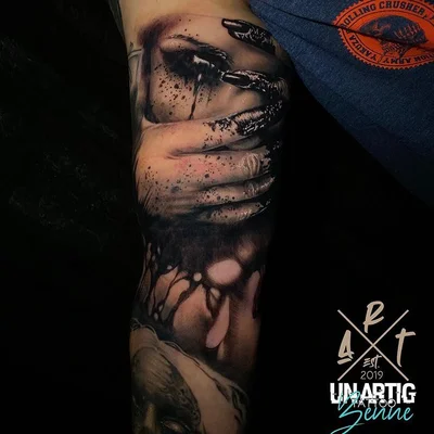 Benne and Chrissa tattoo 007